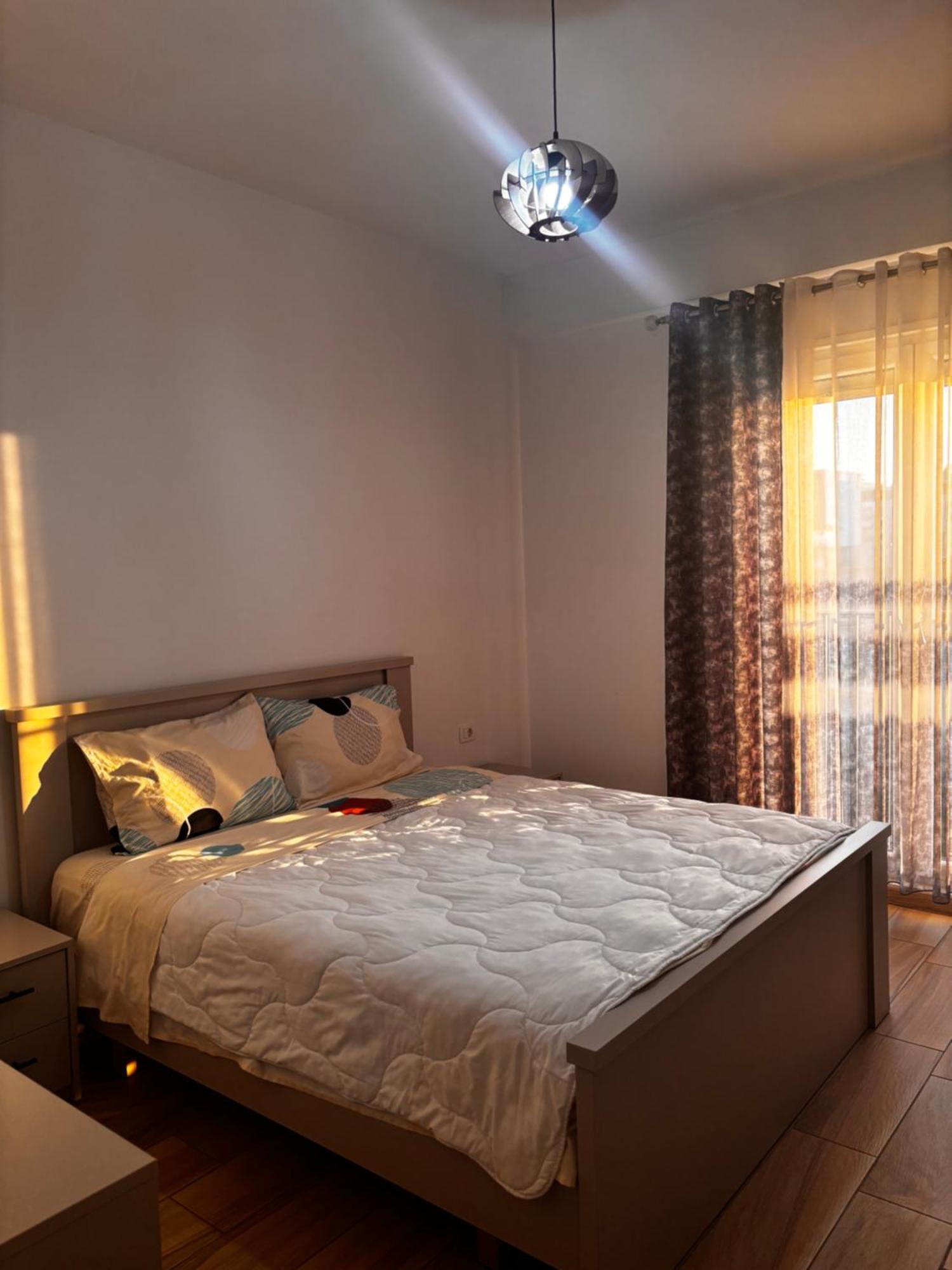 Jon'S Apartment Tiranë Ngoại thất bức ảnh