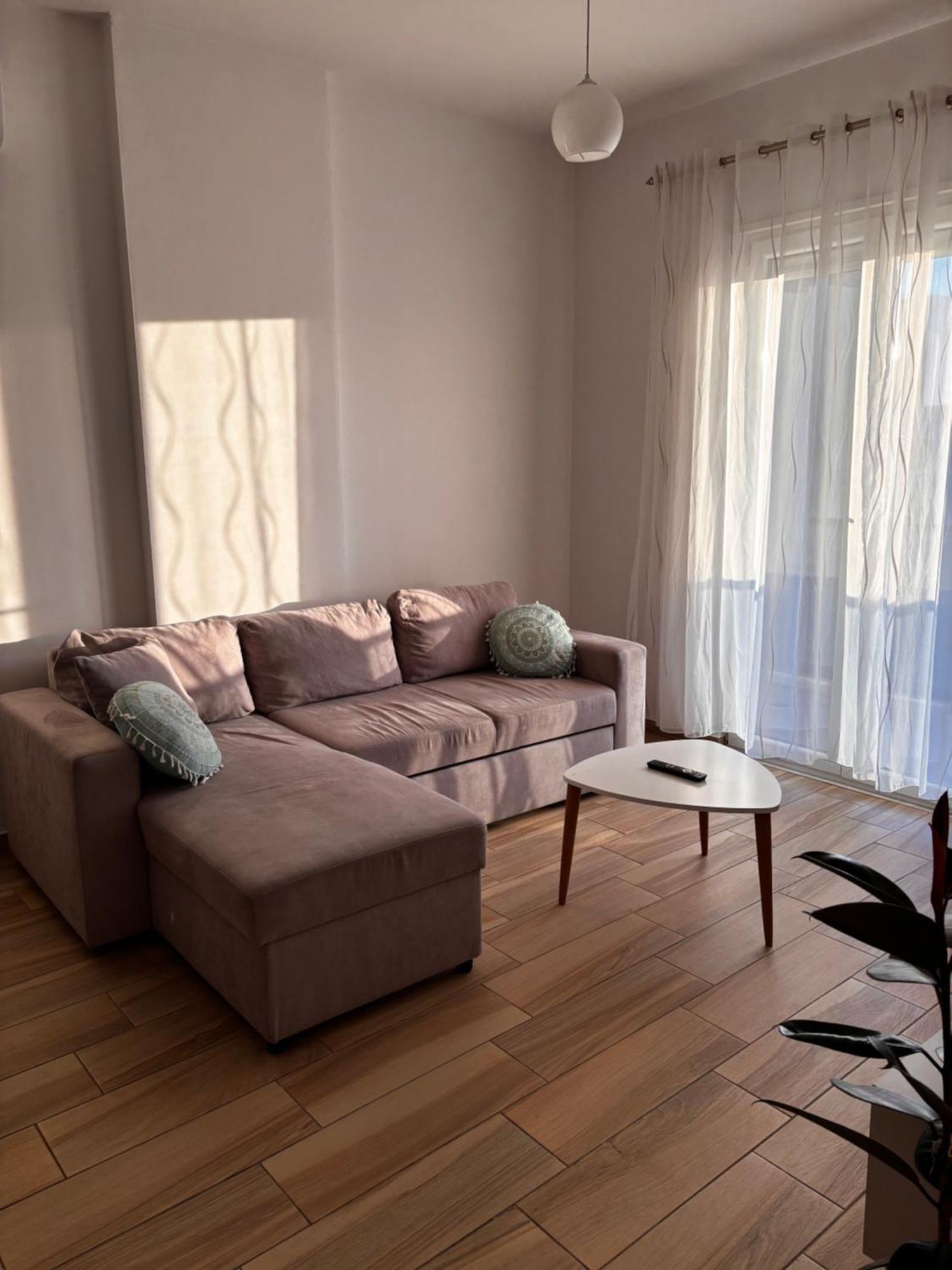 Jon'S Apartment Tiranë Ngoại thất bức ảnh