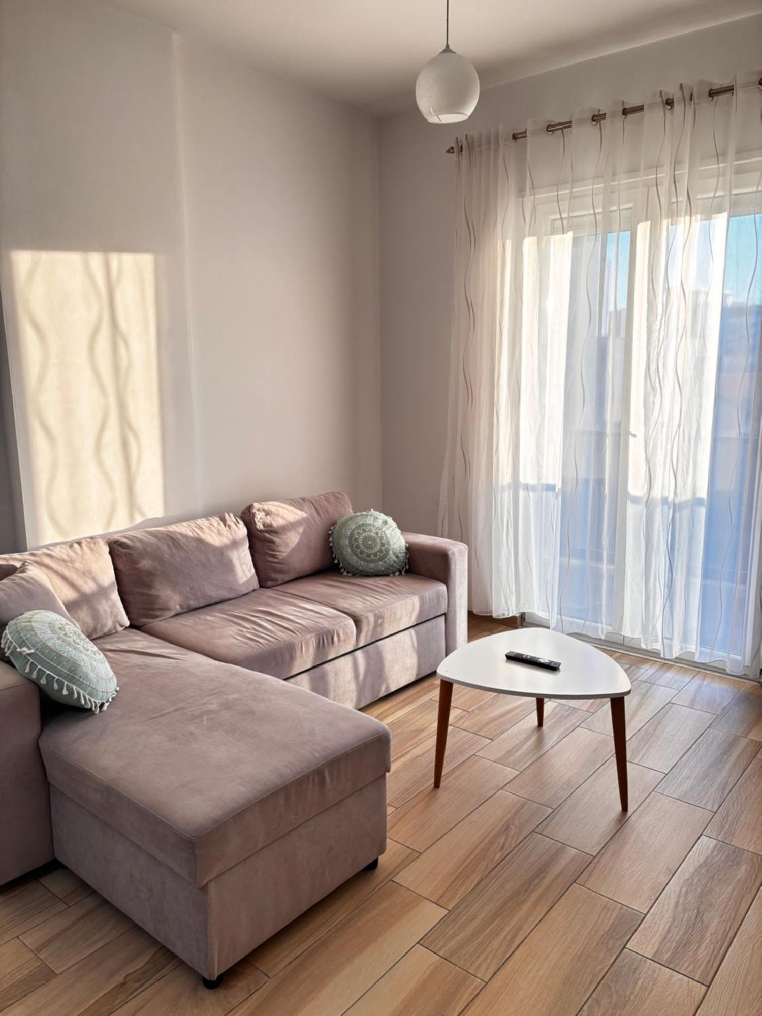 Jon'S Apartment Tiranë Ngoại thất bức ảnh